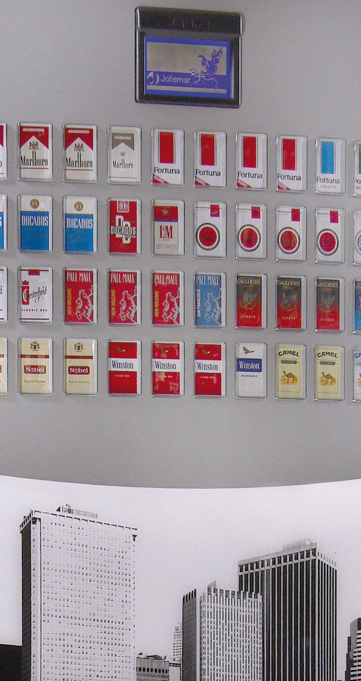 GOYA 22 cigarette vending machine